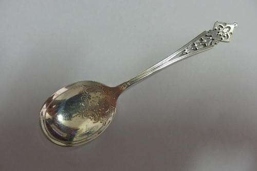 A GORGEOUS ANTIQUE (1913) HALLMARKED "HENRY WILKINSON & Co" STERLING SILVER ENGRAVED SUGAR SPOON