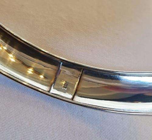 A stunning hand made Mexican 1.2cm-broad sterling silver (925) ladies bangle in great condition