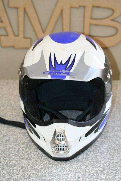 FULL FACE MX HELMET WITH PEAK
