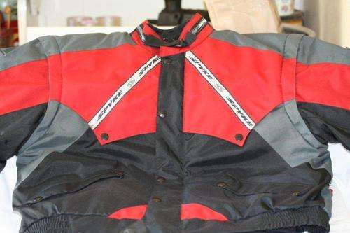 AN AWESOME SPYKE RACING LACKET WITH REMOVAL INNER AND REMOVABLE SLEEVES! VIEW THE PICS!!!!!!!!!!!!!!