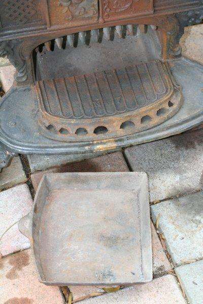 small_coal_stove_011.jpg