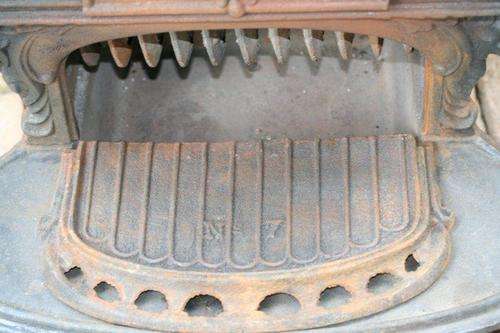 small_coal_stove_010.jpg