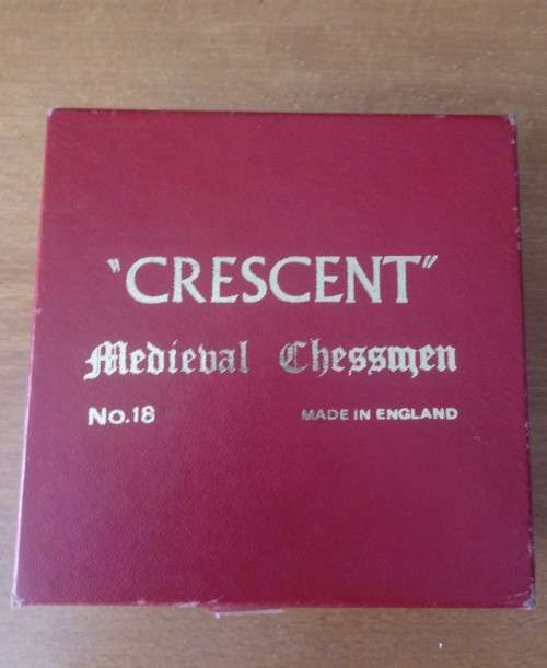 Chess pieces CRESCENT Medieval chessmen No18 England - No Board