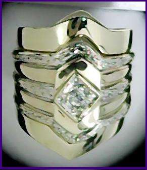 Stunning 3 Piece White & Yellow Gold ring