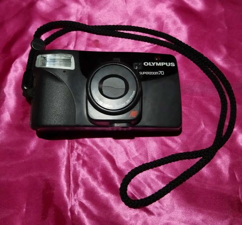 Olympus SUPERZOOM 70