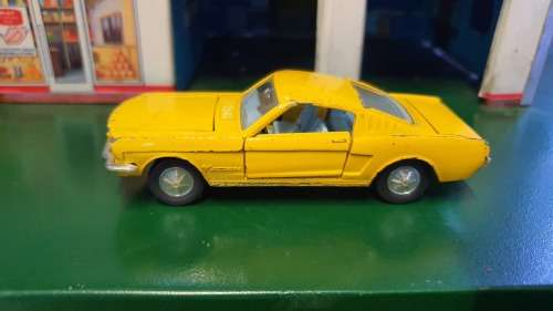Dinky Toy. Ford Mustang