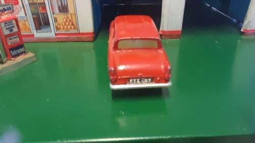 Spoton. Ford Anglia