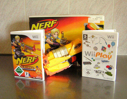 Nerf N-Strike Wii Game Including Pistol + Free stuff