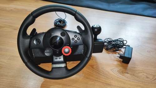 Logitech Driving Force GT Force Feedback sim racing wheel and pedals for PC and PS3 (some PS4)