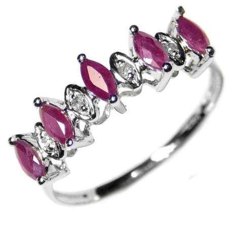 EXTRAODINARY 14K WHITE GOLD AND GENUINE RUBY RING