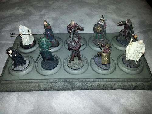 HAND PAINTED 'LORD OF THE RINGS ' LEAD FIGURES