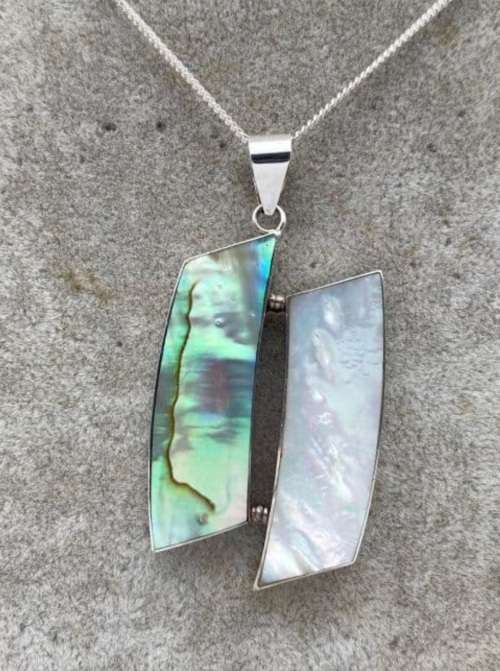 ***DAZZLING MOTHER OF PEARL 925 STERLING SILVER DUAL NECKLACE & PENDANT***