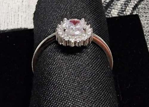 ***DAZZLING OVAL ZIRCONIA CROWN HALO STERLING SILVER RING***