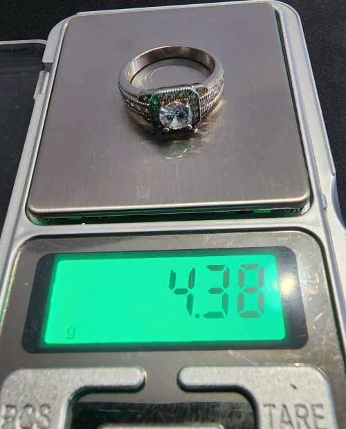 ***DAZZLING SQUARE SOLITAIRE CZ ETERNITY STERLING SILVER RING***