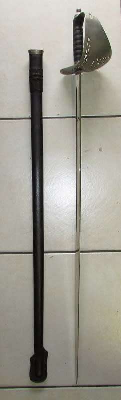 Rhodesia - BSAP Officers Dress Sword with Scabbard ( WKC Sollingen Germany )