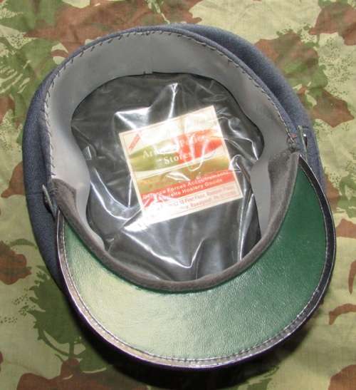 International Peak Cap