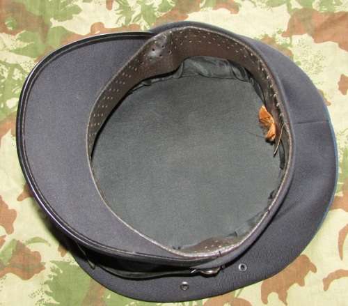International Peak Cap