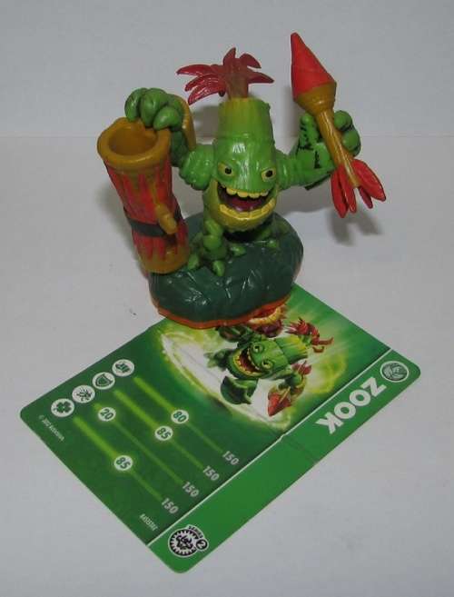 Skylanders Giants - Zook with Card