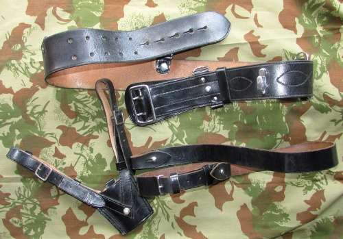 Rhodesia - " BSAP " 1964 Leather Belt with Frog " Hobson and Sons London "