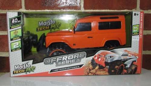 Maisto Tech RC ( Off Road Series ) Land Rover Defender