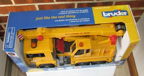 Bruder - 1:16 Man TGA