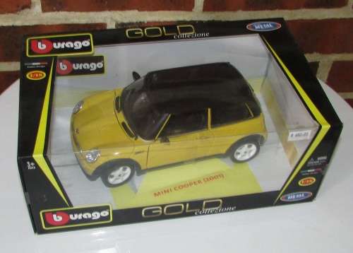 Bburago - 1:18 Mini Cooper