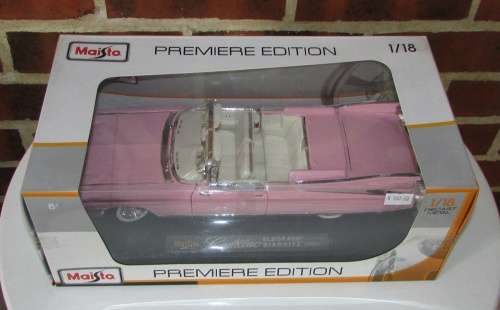 Maisto Premier Division - 1:18 Cadillac Elderado