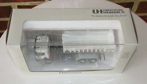 Universal Models - 1:50 Truck