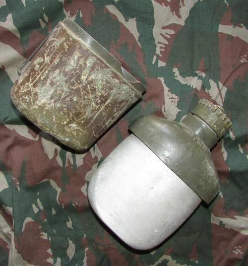 SADF/Rhodesia Pat61/64 - Army Water Bottle ( Complete )