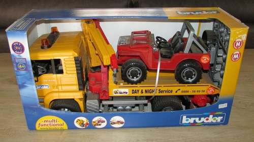 HUGE Bruder Model !! - 1:16 Man TGA