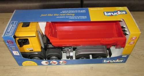 HUGE Bruder Model !! - 1:16 Mercedez Benz Arocs