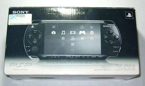 Sony PSP-2004 PB - Boxed " Piano Black " with Game