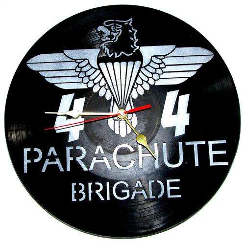 Modern 44 Para Commemorative Wall Clock