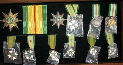 Rhodesia Full Size Set Number 63/500 -The Livingston Mint Rhodesian Honours and Awards