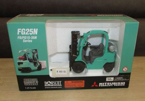 Norscot Models - 1:25 Mitshibushi Forklift