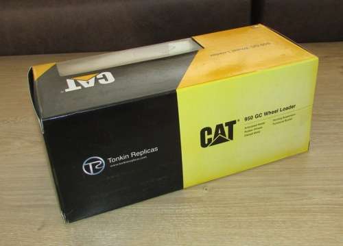 CAT - 1:50 950 GC Wheel Loader ( Retail R 1600.00 )