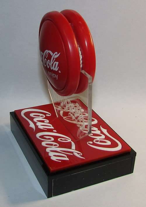 " Coca-Cola " Yo-Yo in Custom Display Case