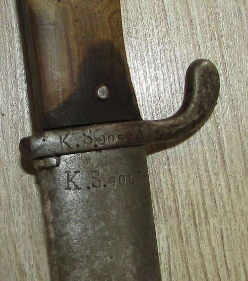 German KS Sawback Bayonet with Matching Numbers - KS9052