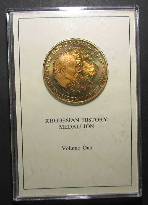 Rhodesia - Boxed History Medal
