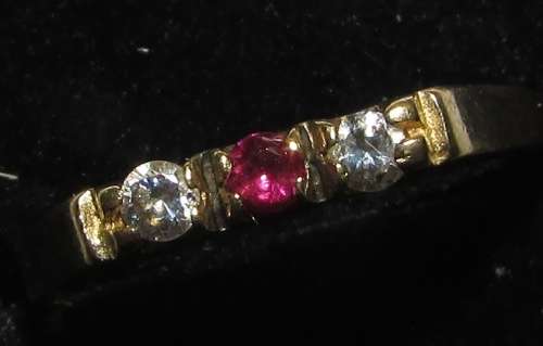Ladie's 9CT Gold Ring with Stones - 1.6 Gram ( Stoned not Checked )