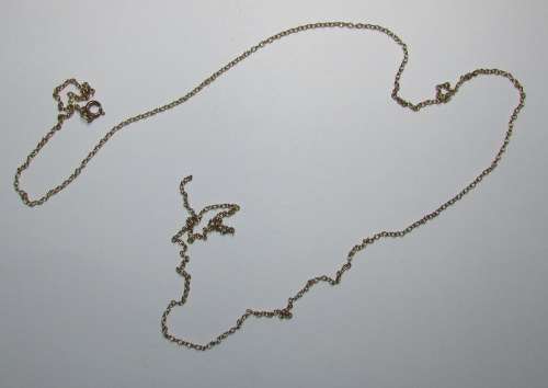 9ct Gold Necklace -Broken ( Weights 2.7 Grams )