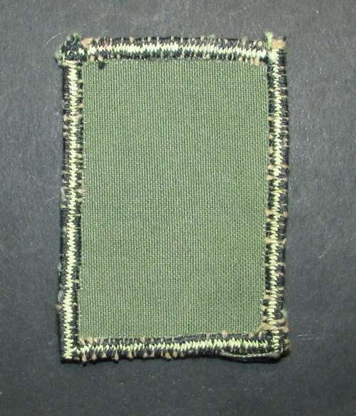 Rhodesia - 1 Armoured Cap Regiment Camo Cap Badge - Top Condition