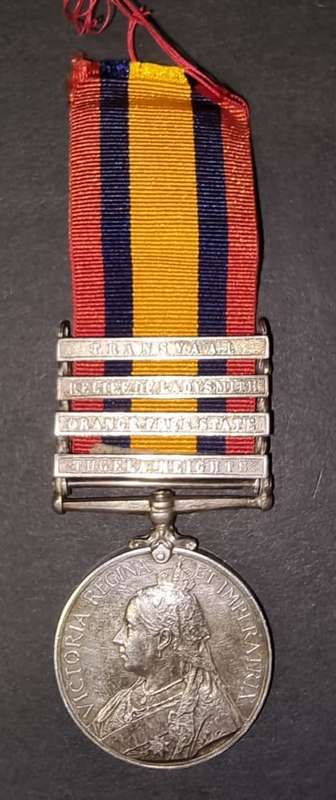 Full Size Queen South Africa (QSA)Medal with 4 Bars: 7607 B.H.Myers. Rand RIF.