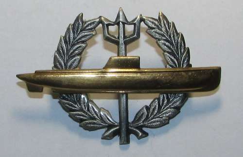 SADF - SA Navy Submariners Bi-Metal Breast Badge