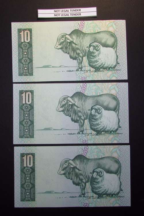 Republic of South Africa - Gerhard De Kock - 3 by 10 Rand Banknotes in Sequence and UNC