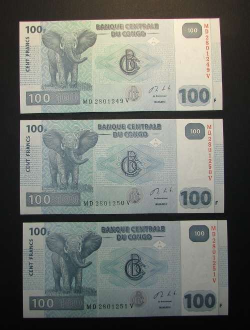 Central Bank of the Congo - 3 by 100 Franc Banknotes in Sequence and UNC