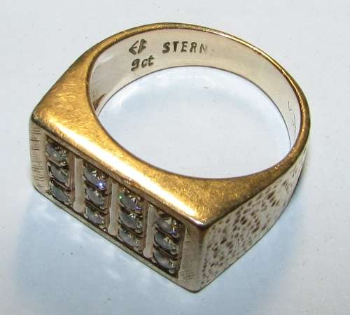 Rings Stunning Chunky 9CT Gold Sterns Men s Ring with 12 Diamonds Total Weight 8 Grams was listed for 0.00 on 19 Sep at 21 01 by JBLAuctioneers in Middelburg ID 594854468