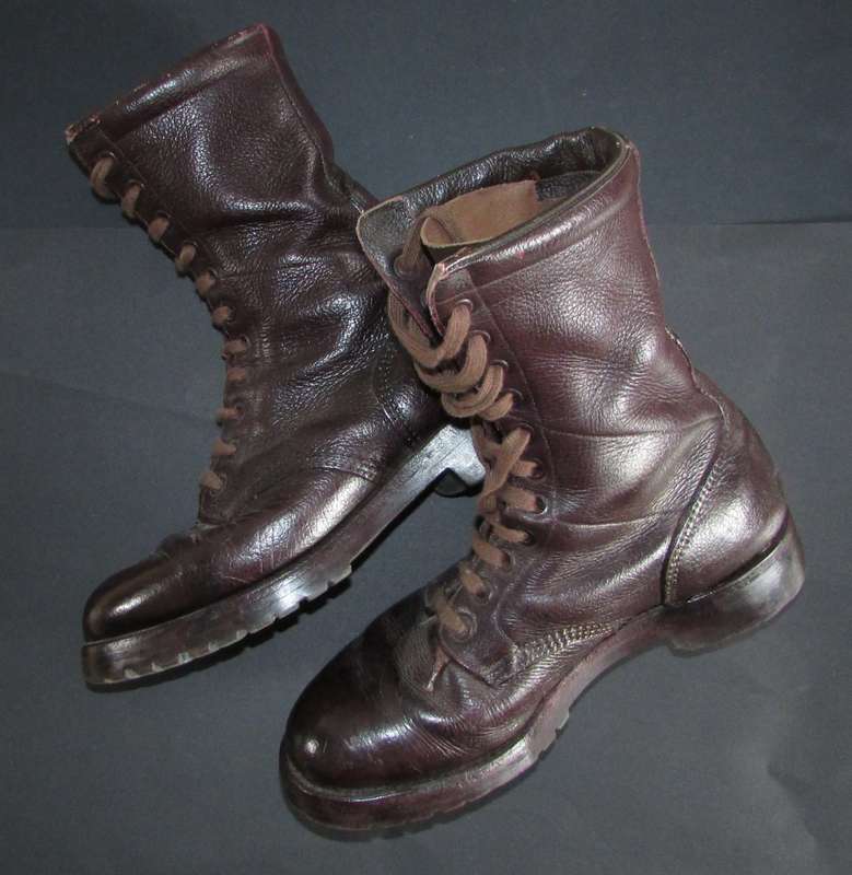 SADF - Parachute Battalion Jump Boots - Size 8