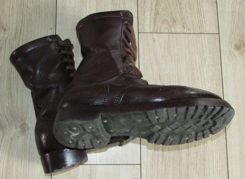 SADF - Parachute Battalion Jump Boots - Size 8