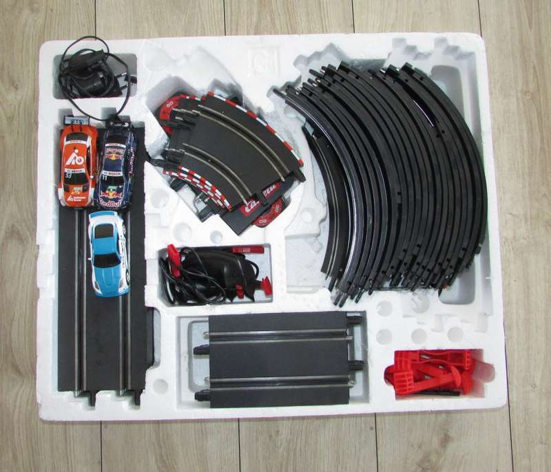 Carrera Go!!! 8.9 Meter DTM Speed Club - Scalextric